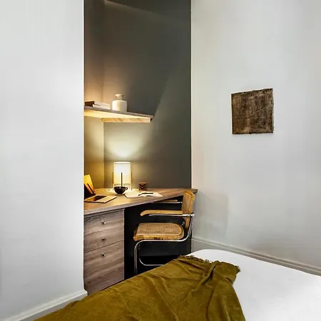 Depok - 2 Bedrooms And Balcony In Eixample Dreta Apartment Barcelona