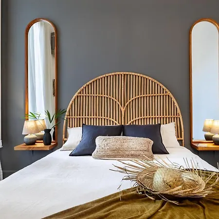 Depok - 2 Bedrooms And Balcony In Eixample Dreta *