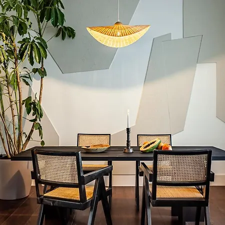 Depok - 2 Bedrooms And Balcony In Eixample Dreta Apartment